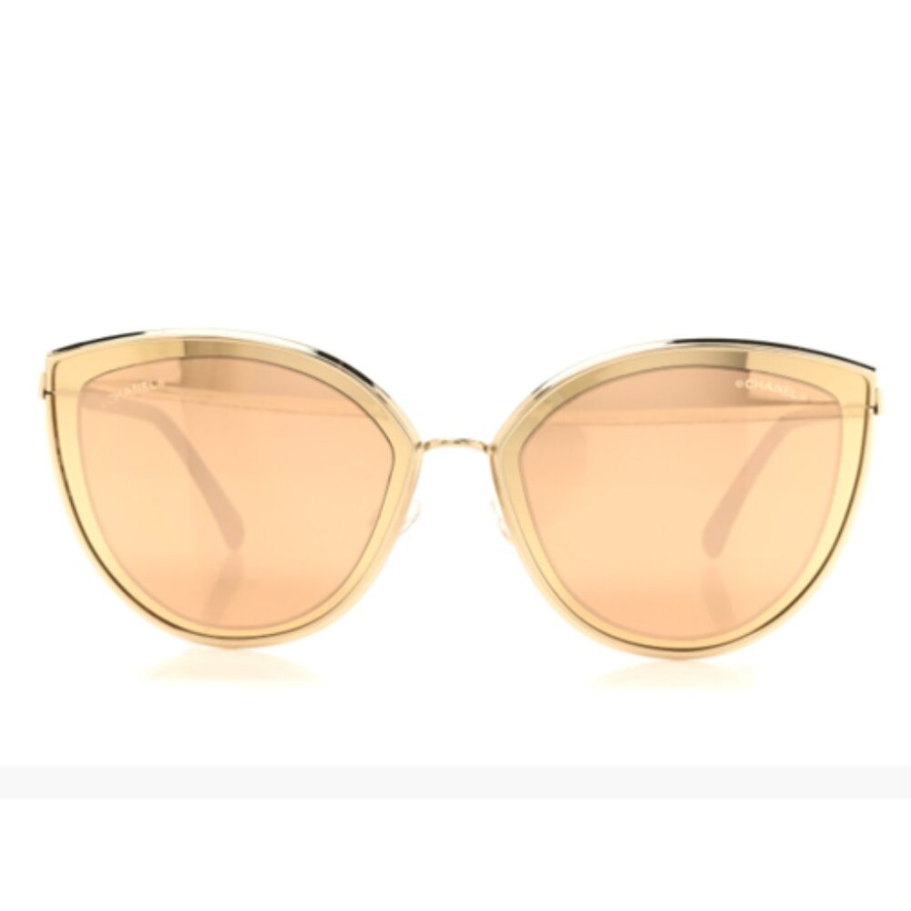 Chanel Metal Cat Eye Sunglasses 4222 in Gold (Pre-Owned) with DIOR Case
